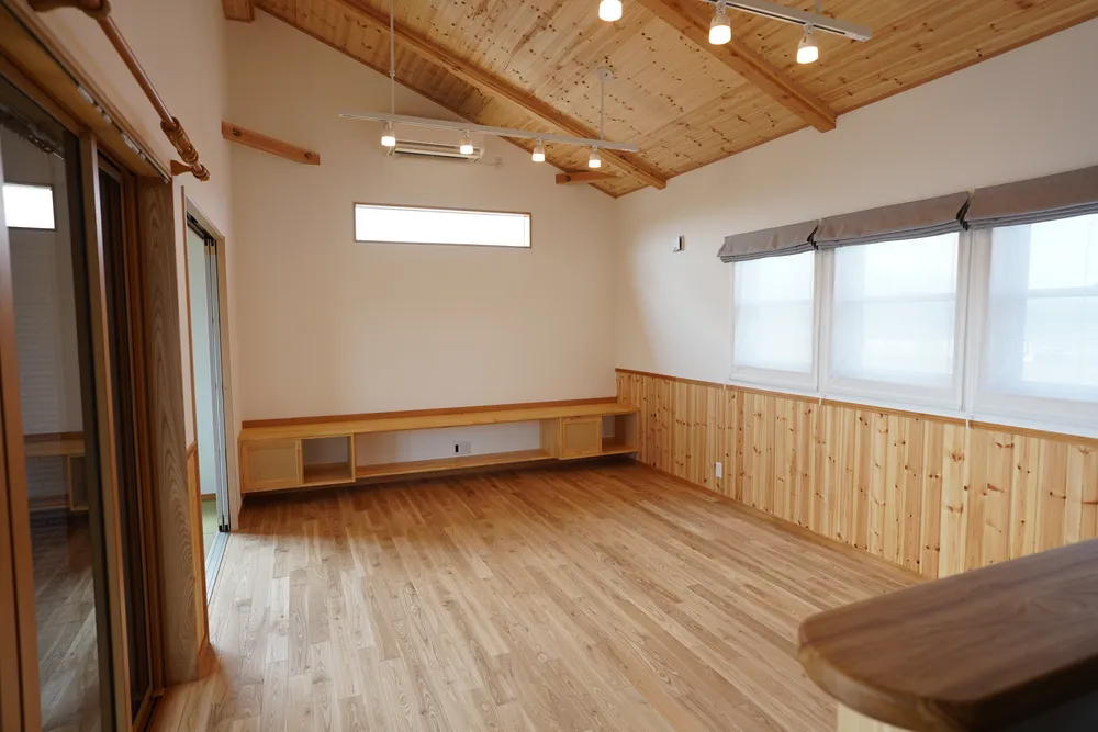 ハンズの新築住宅M様邸のキッチンからダイニング